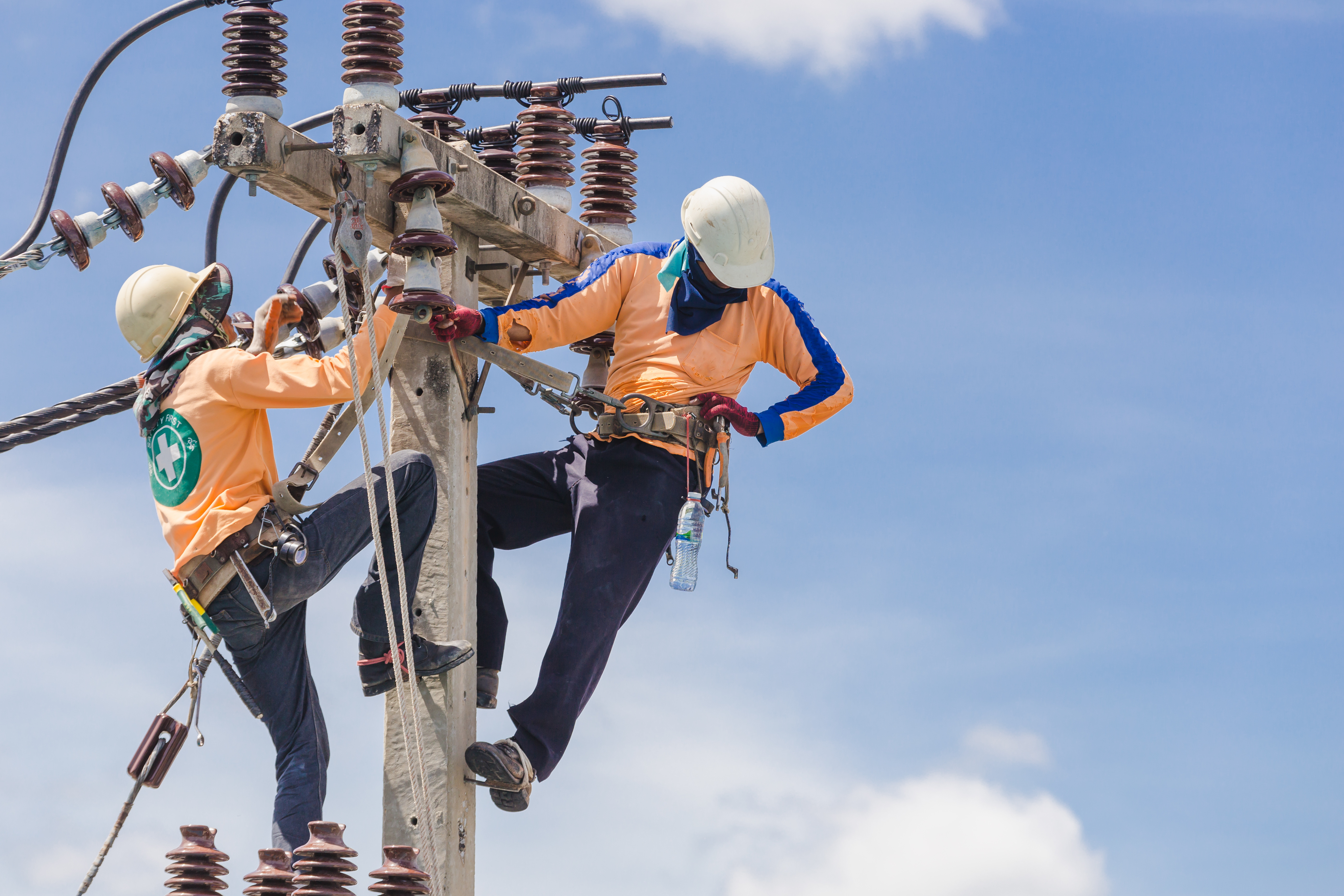 LV, MV and HV power lines - construction and modernization - Eltel Networks